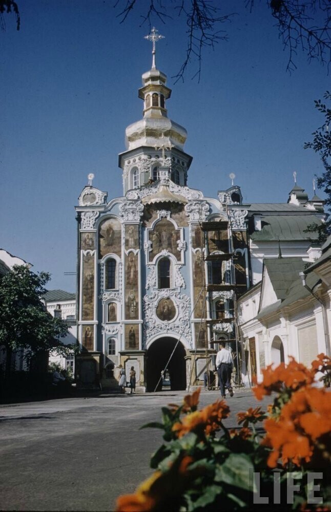 Путешествие Говарда Сочурека в цвете.1958