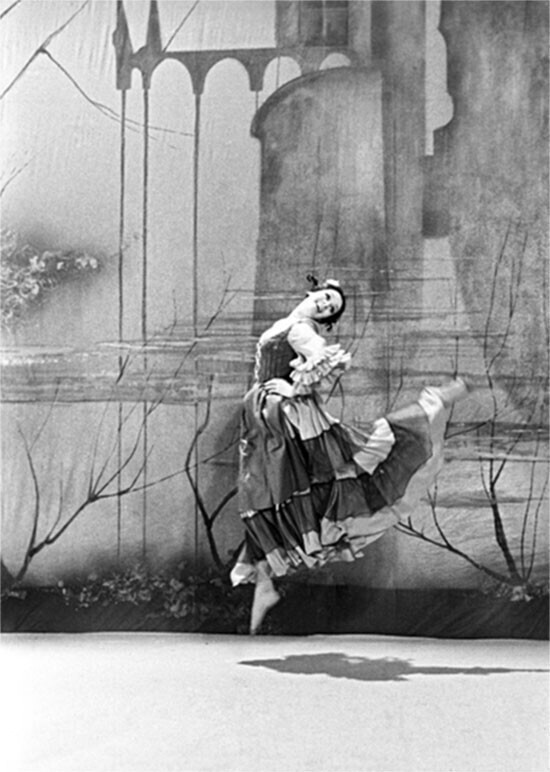 Танец в исполнении солистки Московского мюзик-холла Любови Полищук. 1978 год