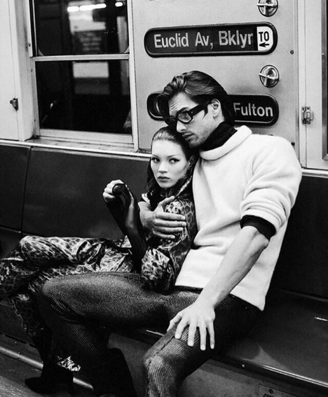 Кейт Мосс и Маркус Шенкенберг в Нью-Йоркском метро, 1992 год