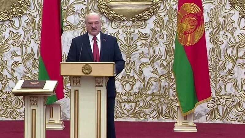 Поляки провалились: Лукашенко закрыл границы и стал президентом