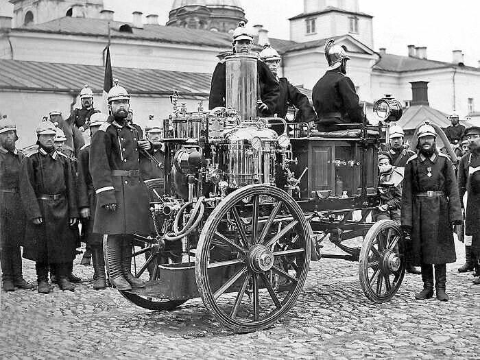 Первая пожарная машина в городе, Казань, 1900 год