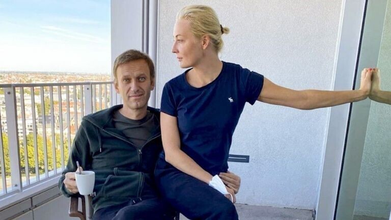 Навальный: запутанная история. Хронология событий с момента «отравления» блогера