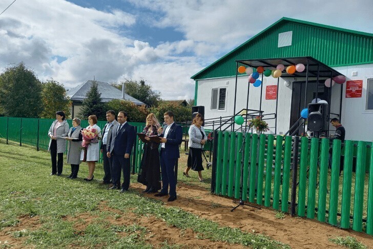 В деревне Ибрагимово Илишевского района Башкирии открылся новый фельдшерско-акушерский пункт.