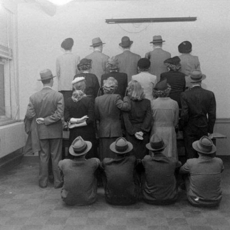 Групповая фотография сюрреалистов, 1924 г.