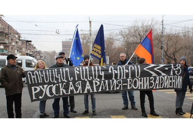 Политические комментарии из инета
