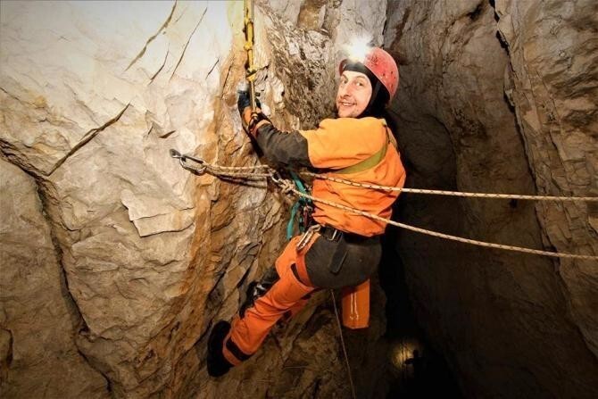 Всемирно известный спелеолог Павел Демидов, тот самый, что спасал детей в Таиланде погиб при изучении  абхазской пещеры