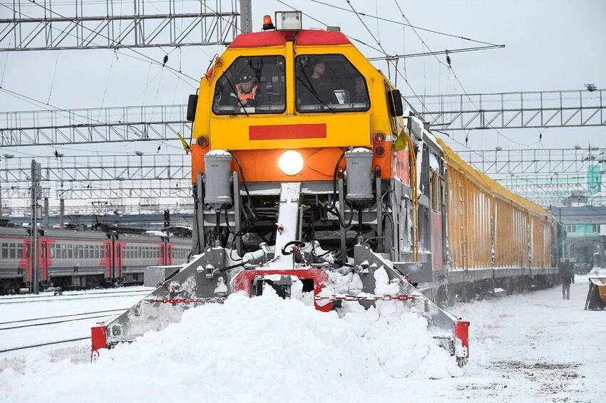 Как железные дороги справляются с русской зимой