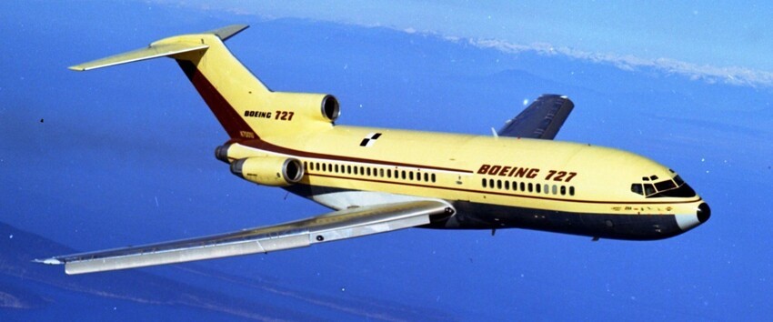 Человеку был дан псевдоним Дэн Купер (по указанному в билете), т.к. никто так и не узнал его настоящее имя. В этот день он захватил самолёт Boeing 727–51 авиакомпании «Northwest Orient Airlines», следовавший из Портленда в Сиэтл.