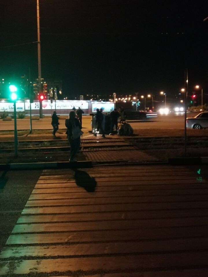 В Старом Осколе молодой мотоциклист спровоцировал ДТП с «Запорожцем»: пострадали пешеходы