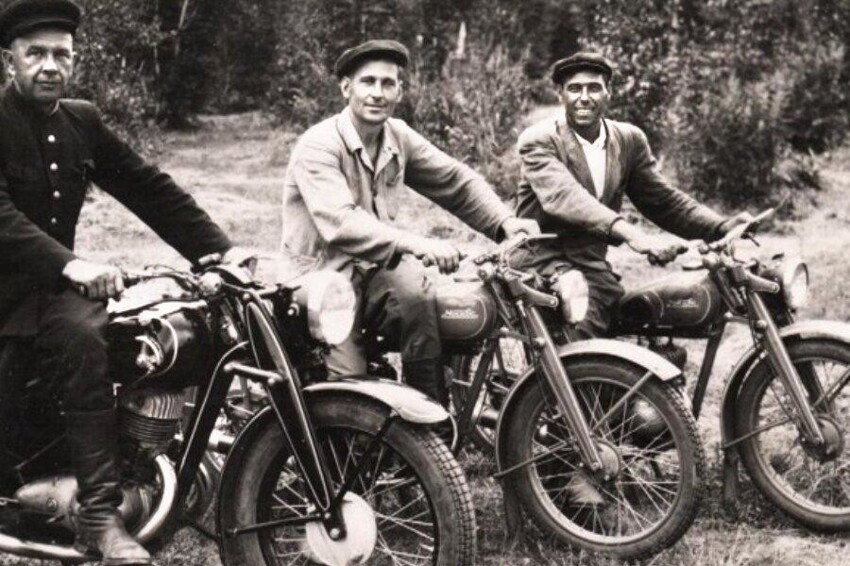 Почему в деревнях и сёлах СССР было много мотоциклов