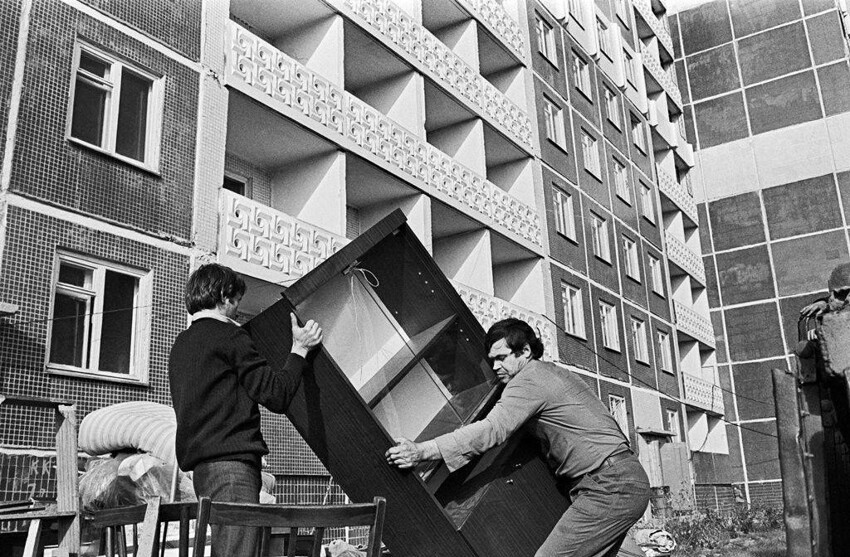 За время правления Брежнева бесплатные квартиры получили 164 миллиона человек. Правда или миф?