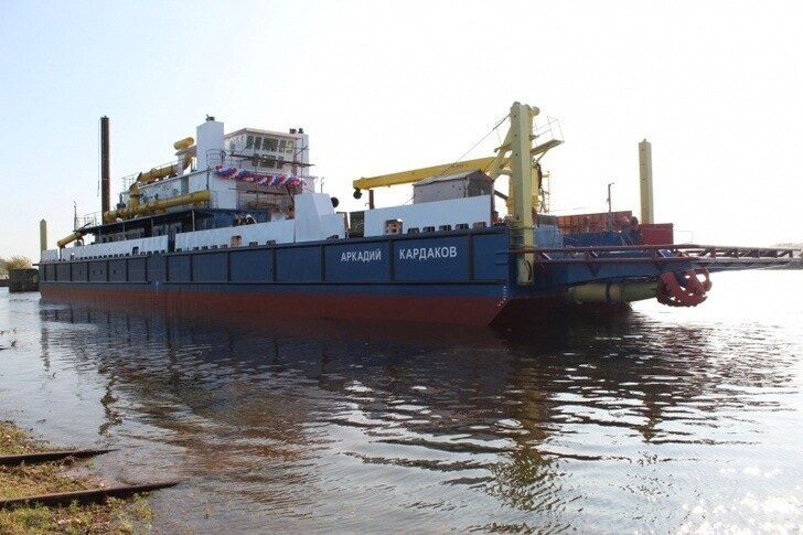 ПАО «ССК» спустила на воду земснаряд проекта № 4395