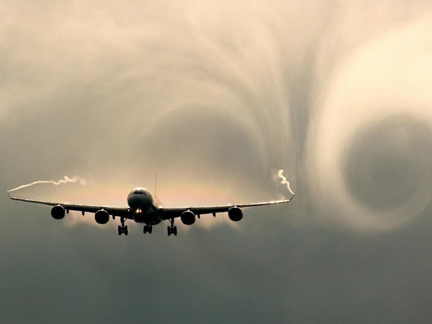Может ли самолет упасть от турбулентности?