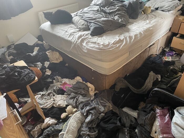 В Британии провели конкурс на самую грязную спальню