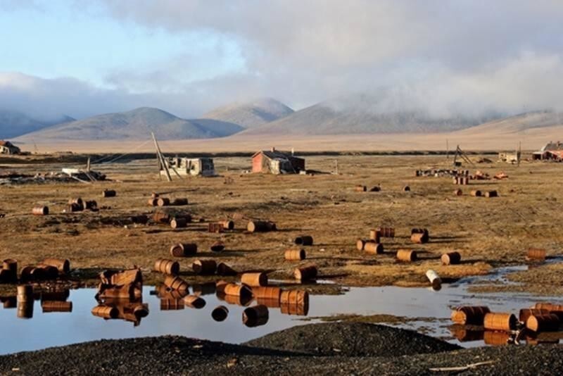 Российские военные экологи набрали ещё 150 тонн металлолома на острове Врангеля