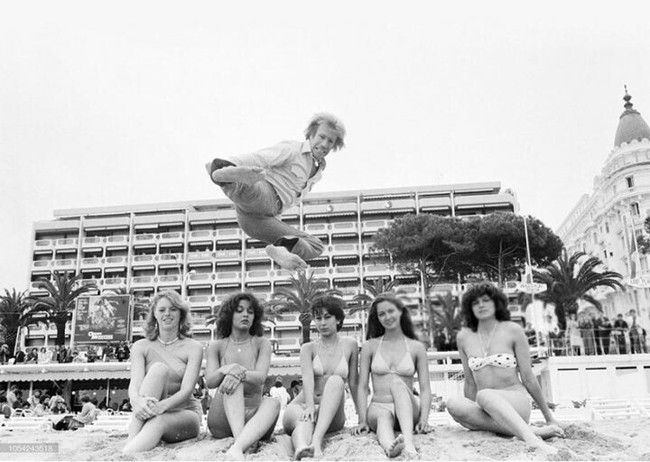  Чак Норрис на пляже в Каннах, май 1980 года
