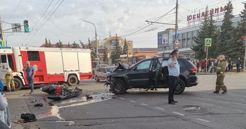 Авария дня. В Рыбинске серьезно пострадал мотоциклист