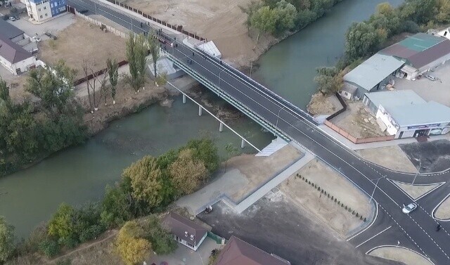В Грозном отрыли два реконструированных моста через р. Сунжу