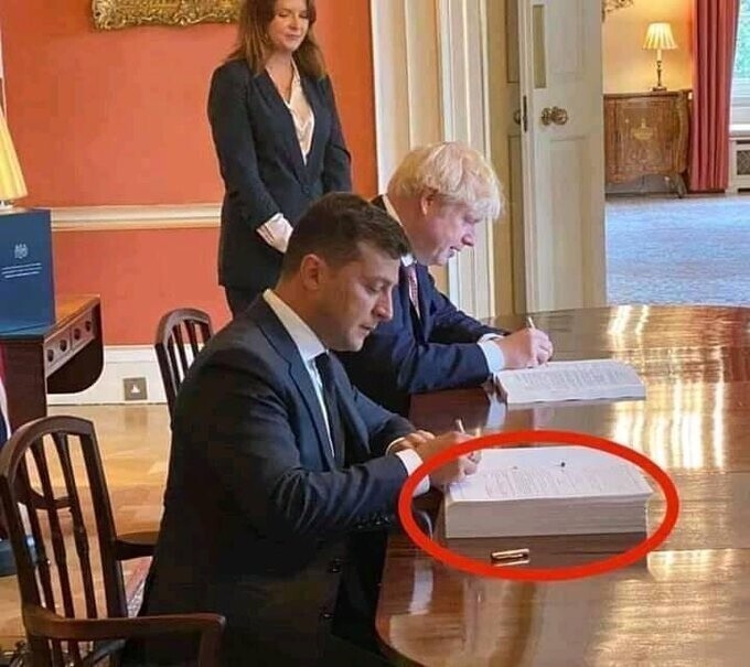 Политические комментарии из инета