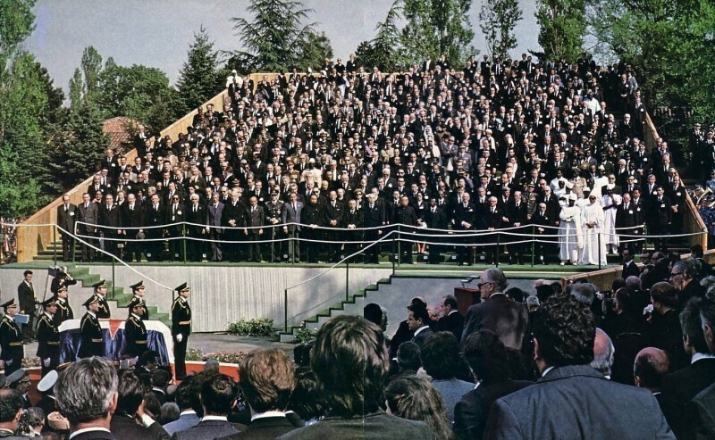 4 монарха, 31 президент, 6 принцев, 22 премьер–министра и 47 министров иностранных дел на похоронах Иосипа Броза Тито, 08.05.1980, Югославия
