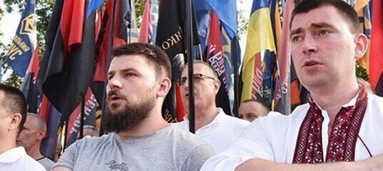  Азербайджанцы вербуют украинских националистов воевать в Нагорном Карабахе. Об этом сообщает телеграм-канал WarGonzo.
