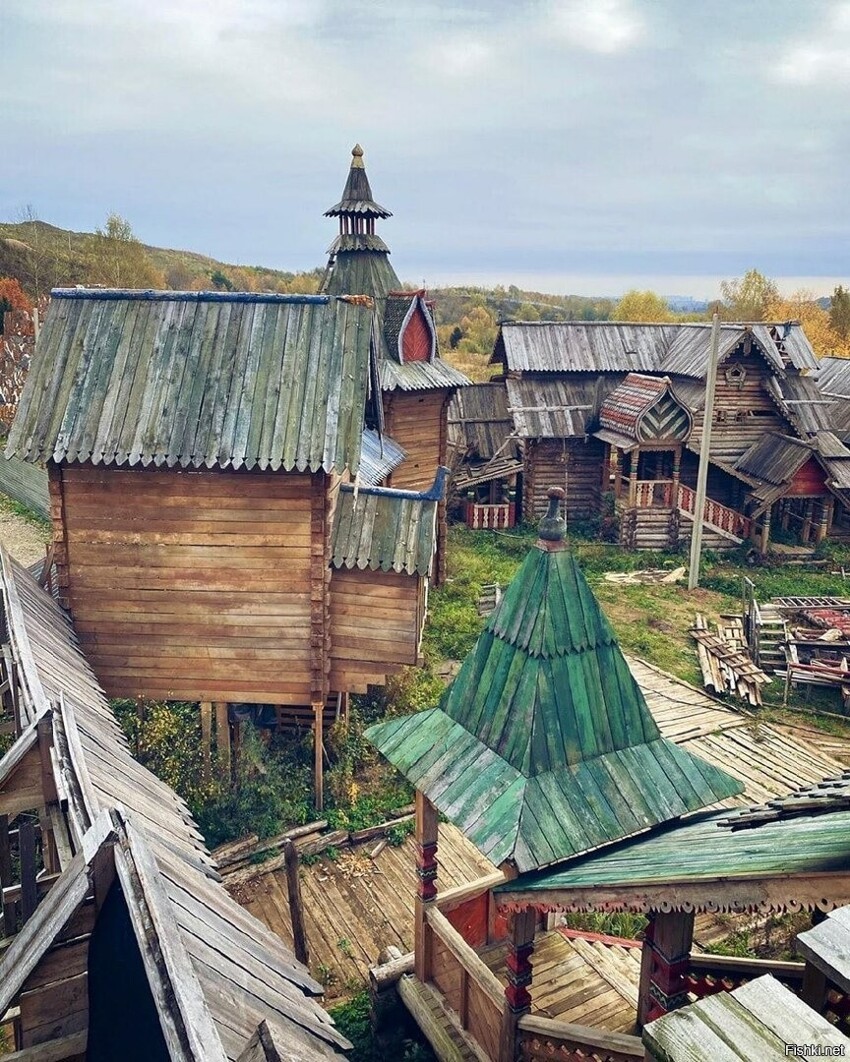 Киногород последний богатырь Химки. Деревня на Руси. Белогорье последний богатырь где снимали. Богатыри Руси.