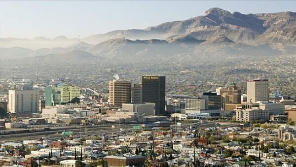 Антисептик распыляли над мексиканским городом Сьюдад-Хуарес с вертолета