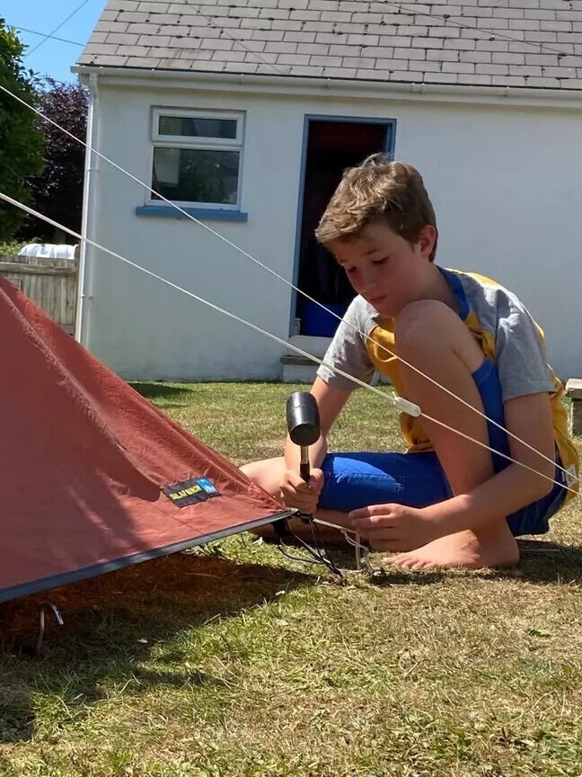 Мальчик прожил 7 месяцев в палатке, чтобы собрать деньги для хосписа