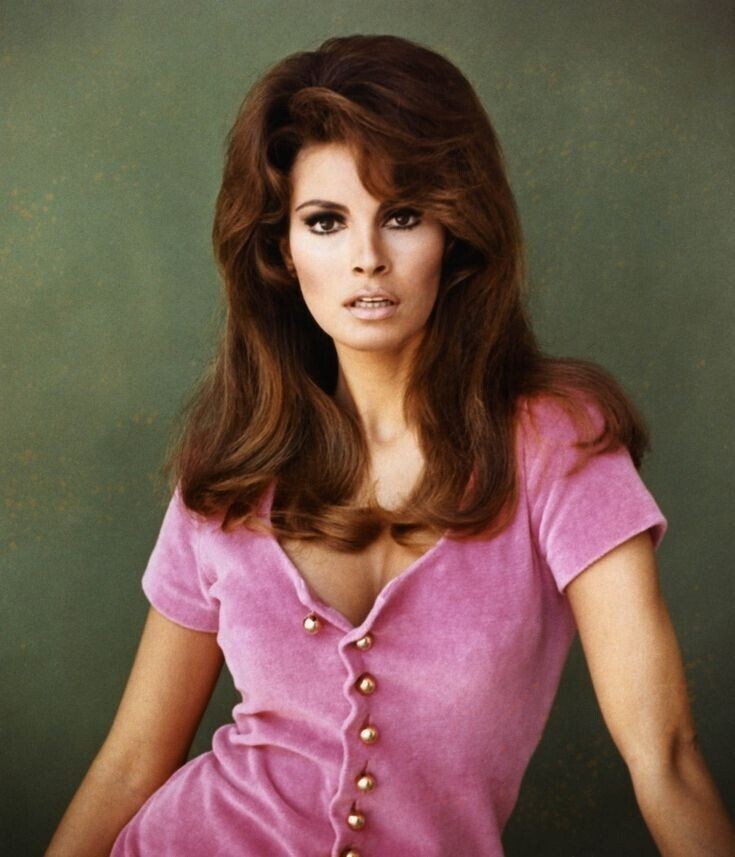 Актриса Ракель Уэлч — Actress Raquel Welch