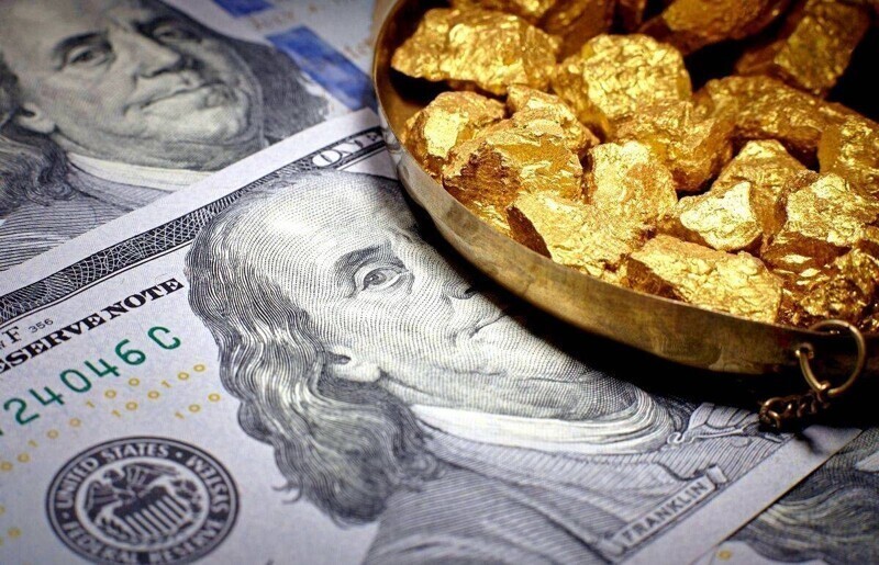 Золотые запасы Китая и России могут свергнуть доллар