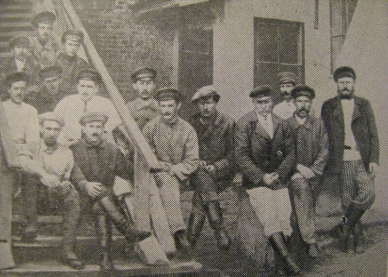 Группа рабочих