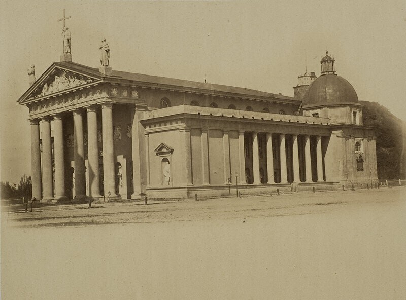Вильно. Кафедральный собор - общий вид с Соборной площади. 1860