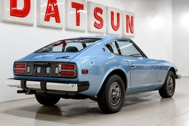 Приятно смотреть! Datsun 280Z помыли впервые за 44 года