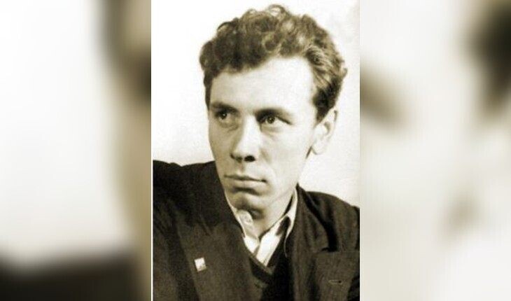 31 октября 1922 года,  родился Анатолий Дмитриевич Папанов