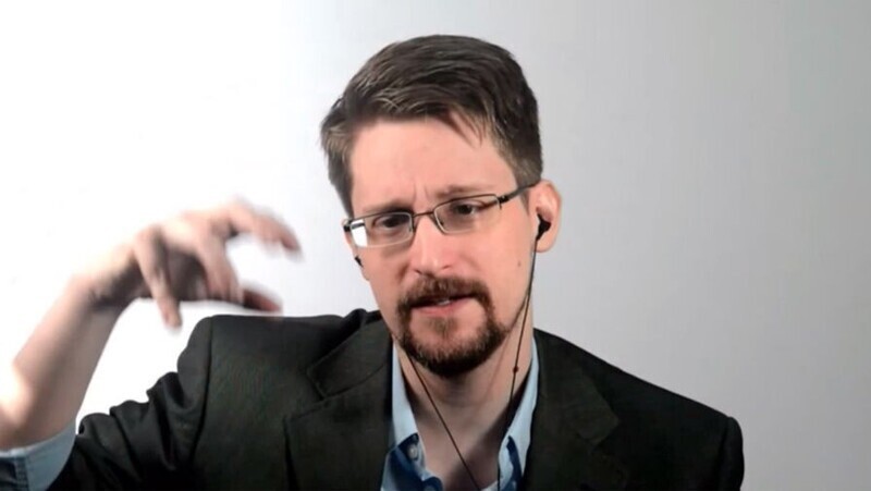 Сноуден заявил о намерении получить российское гражданство