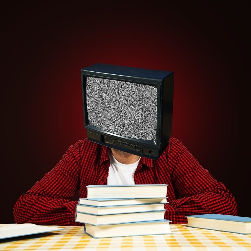 Телевизор и книга: где истина в споре?