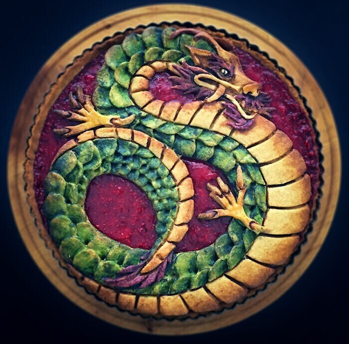 3. Малиновый пирог с базиликовым драконом