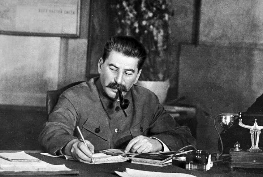 История о том, как удалось Хрущёву и Солженицыну оболгать товарища Сталина