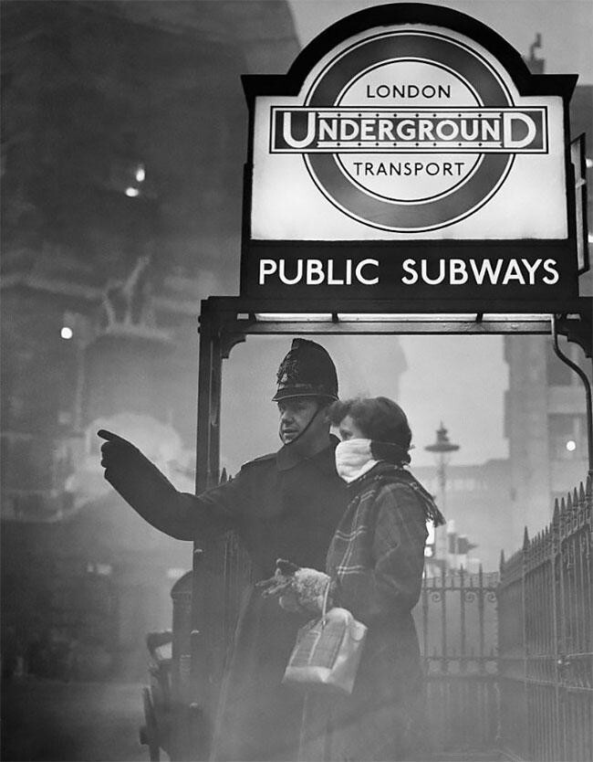 Старинные фото: как лондонцы спасались от Великого смога в 50-х с помощью масок