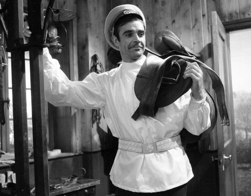 Шон Коннери в роли Вронского в телефильме Би-би-си "Анна Каренина" в 1961 году.