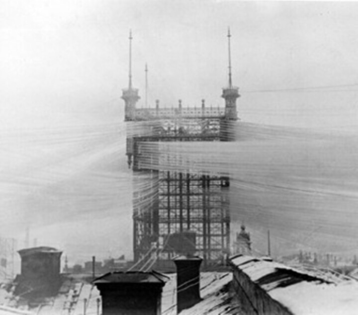 17. Телефонная вышка в Стокгольме примерно с 5500 телефонными линиями. 1890-е годы