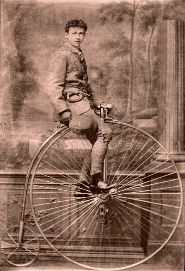 История велосипеда: Пенни-фартинг, или Высокое колесо