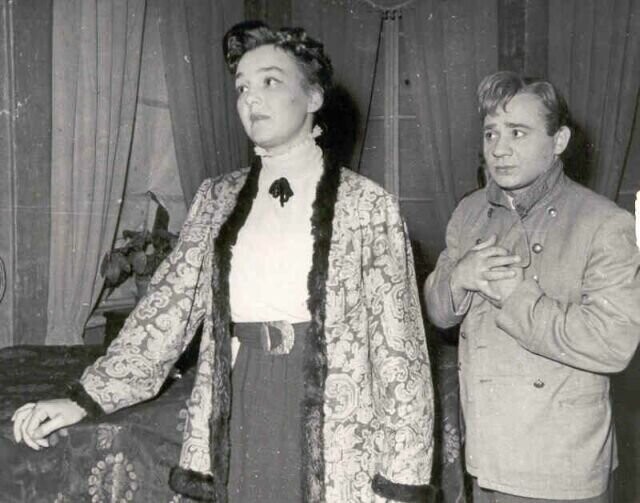 Снимки из семейного архива Евгения Леонова: любимого актера всеми поколениями