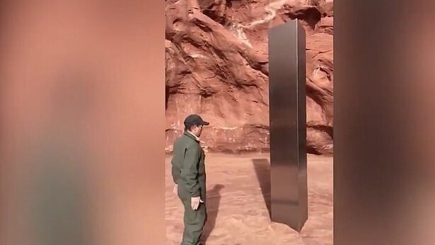 Биологи обнаружили в американской пустыне непонятный металлический объект