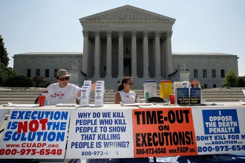 Не только «старший брат». США критикуют за смертные казни
