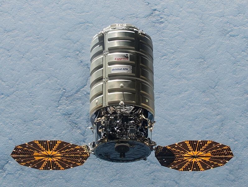 В 2011 году ORBITEC разработала первую систему освещения на светодиодах (LED) для использования вокруг космических кораблей