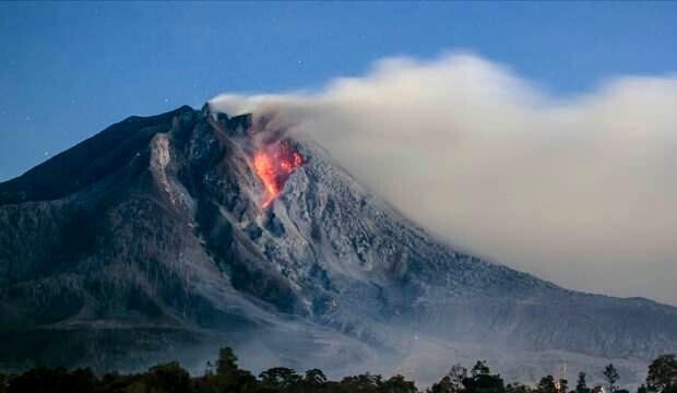 В Индонезии проснулся вулкан Левотоло: эвакуированы тысячи местных жителей