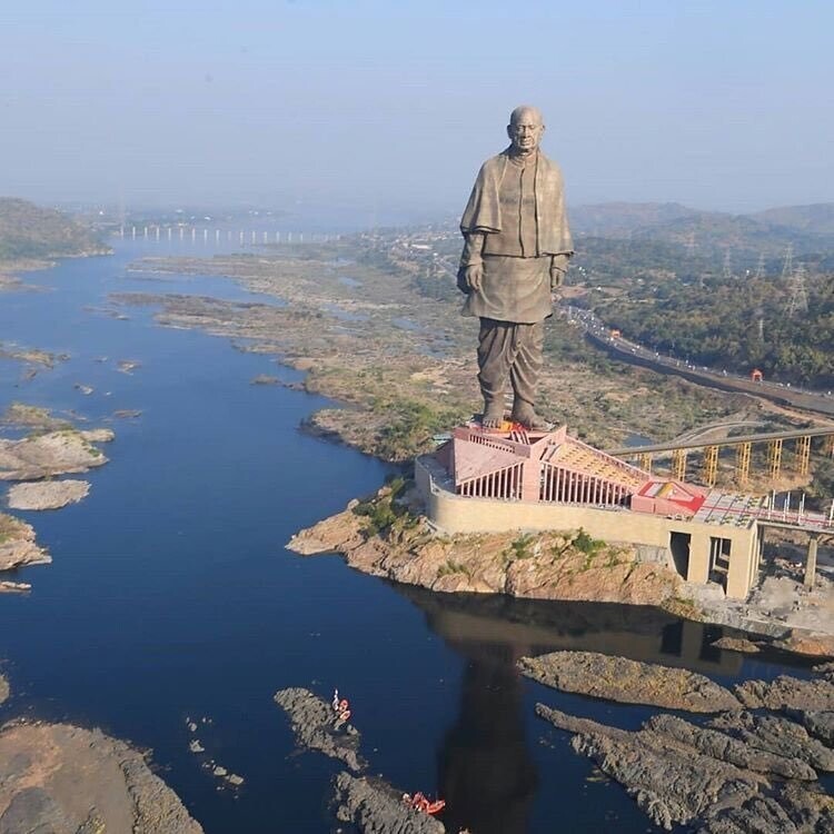 14. Самая высокая статуя в мире