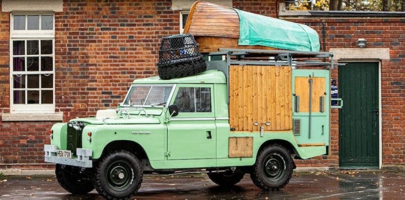 Еда на колесах: переоборудованный Land Rover знаменитого шеф-повара уйдет с молотка