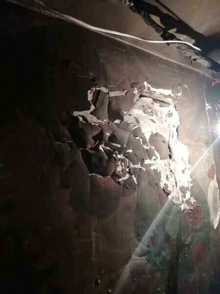 В Сыктывкаре писающий поджигатель испортил подъезд, в котором недавно сделали ремонт